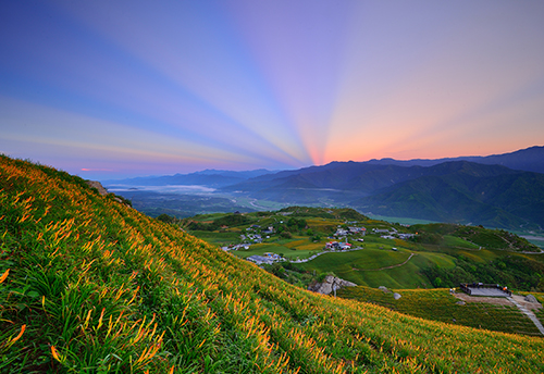 Khu Danh Lam Thắng Cảnh Quốc Gia Thung Lũng Tách Giãn Hoa Đông