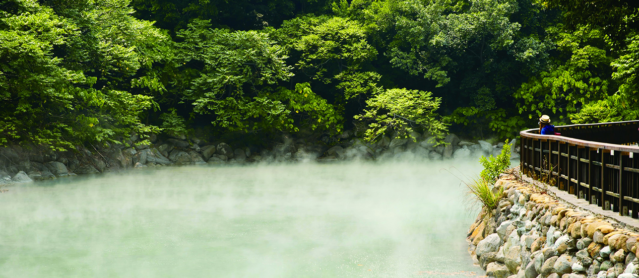 Chuyến Hành Trình Một Ngày Đến Suối Nước Nóng Bắc Đầu