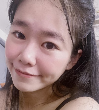 [分享] 水晶番茄黑玫瑰櫻桃極白精華油